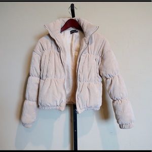 Pretty Little Thing, corduroy puffer jacket. Size: 0-2, perfect for cold winters